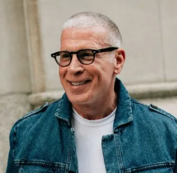 Снимок экрана 2025-09-27 в 23.52.19